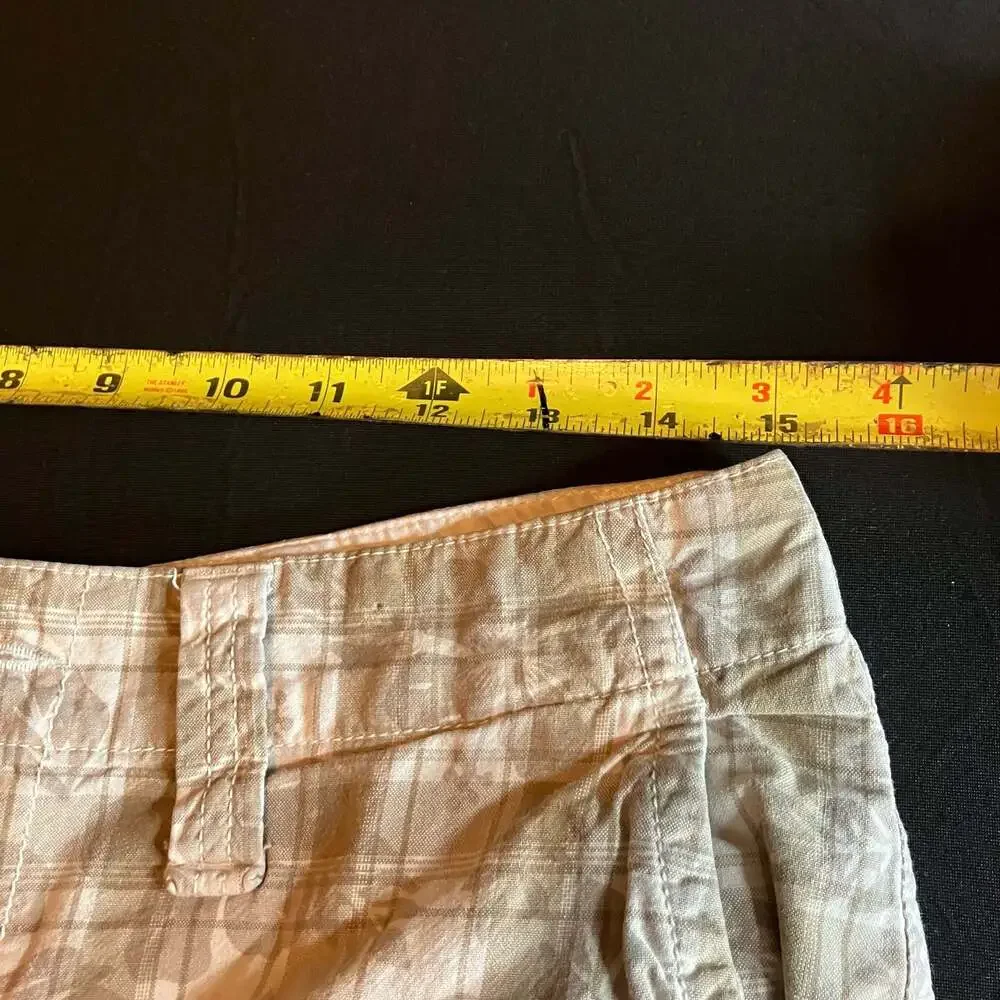 Urban Pipeline Men's Tan Plaid Floral Cotton Shorts Size 30